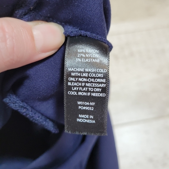 Betabrand Dress Yoga Pants Bootcut Classic Navy Medium PETITE - Picture 5 of 6